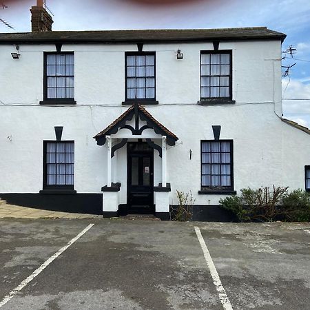 The Lion Brewery Hotel Ash  ภายนอก รูปภาพ